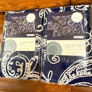 Martha Stewart Collector’s Quilt 100% cotton standard shams in Paisley Vine x2